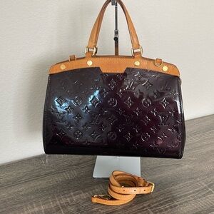 Louis Vuitton Brea Vernis